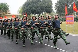 越南陆军提升机械化能力，单兵配发防弹衣，战场生存能力显著增强图片