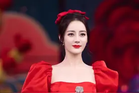 “假面娃娃”热巴：被流量“绑架”的她，该如何做回真实的自己？图片