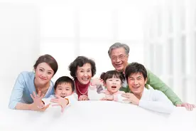 婆婆住我家帮忙带娃，夏季用电多电费一直我们出，感到心里不平衡图片