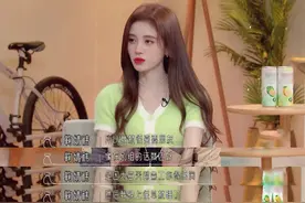 活久见！鞠婧祎与被SNH48雪藏的前C位成员保持联系，众多CP粉哭了图片
