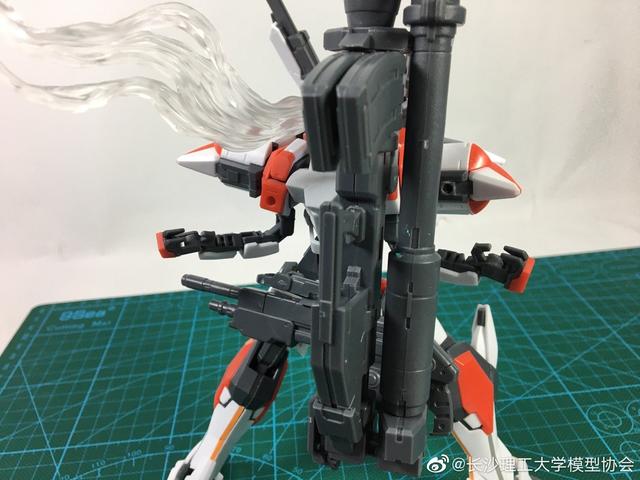 宅客模玩原创测评：青岛社 1/48 烈焰魔剑 测评（素组+展示部分）