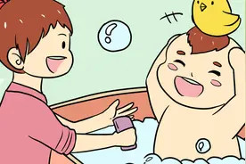 新生儿洗澡太勤快，导致孩子患上感冒，这几个地方反复洗早晚是病图片