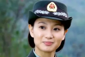 《特种兵之火凤凰》中的女演员，个个貌美如花图片