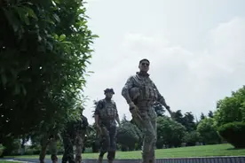 确认过眼神！看韩鹏如何演绎现代兵法图片