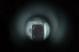 一周十多次！上海一小区居民夜半惊魂：总有陌生人在试我家密码门，还不止一个图片