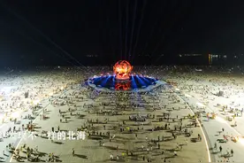 国庆假期第二天，北海涌进22.61万次游客，北海银滩人挤人图片