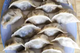 口味独特的蒸饺，要用熟肉和煮肉汤 烫面图片