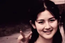 “县城大姐大”谢娜的火辣上位史图片