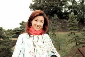 “北卫一姐”春妮：一婚蒋虎多年丁克，二婚嫁央视国脸高龄生子图片