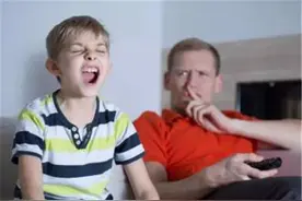 孩子有这3个表现，说明秩序敏感期到了，抓紧培养孩子自理能力图片