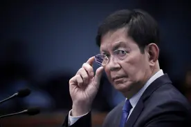 菲总统候选人登中业岛，叫嚣“宣誓主权”，中国给他发了条短信图片