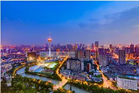 印度人认为中国人吃饲料，俄罗斯网友：别搞笑，是你们印度军队吃图片