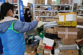 双11快递最后100米，菜鸟给出送货上门的新解法图片