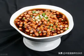 “醋泡花生”“醋泡蒜”“醋泡蛋”，这些偏方听说能降压、杀菌、补钙？图片