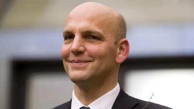 化学诺奖回归纯化学！德美发展继金属和酶之后的有机小分子催化剂