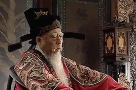 大明王朝：徐阶和严嵩的差距到底在哪里，嘉靖：严嵩不会问这么细图片