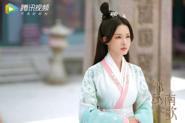 丹姿丝维丽洗发水 让你get李沁同款发质