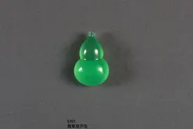 2007年翡翠拍卖会的极品翡翠欣赏（一）图片
