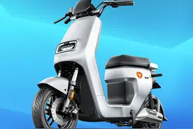 雅迪V30L新国标电动车评测：配备大容量锂电池，续航100公里以上图片