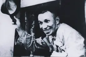 1979年粟裕访日，日本军官辗转多地追上拜访：老首长还记得我吗？图片