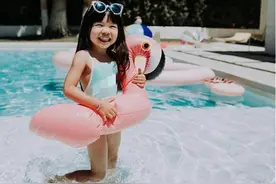 宝宝将来性格如何，从他们洗澡的表现就能看出来，第一种易成学霸图片