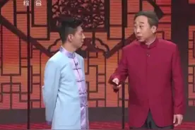秀秀文娱：2018年春晚冯巩贾旭明相声《我爱诗词》图片
