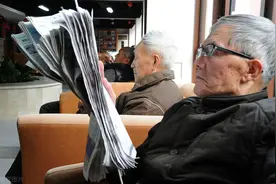 老了害怕没人养老？80岁独居老人生活的4大法宝分享，防患未然图片