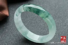 玉镯子怎么鉴别真假？手镯的真假鉴定图片