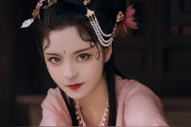 “风韵犹存”的南朝梁元帝夫人徐娘：作半面妆和多顶绿帽气疯皇帝图片
