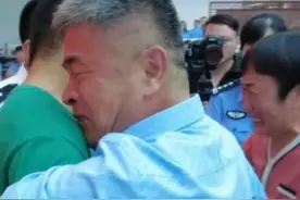 郭刚堂寻儿后续，郭振新留在养父身边，网友：那是买家，不是父母图片