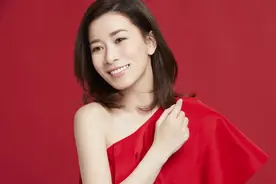 佘诗曼《鬓边》爆红后遇糟心事，怒斥无良商家，称自己被欺负了图片