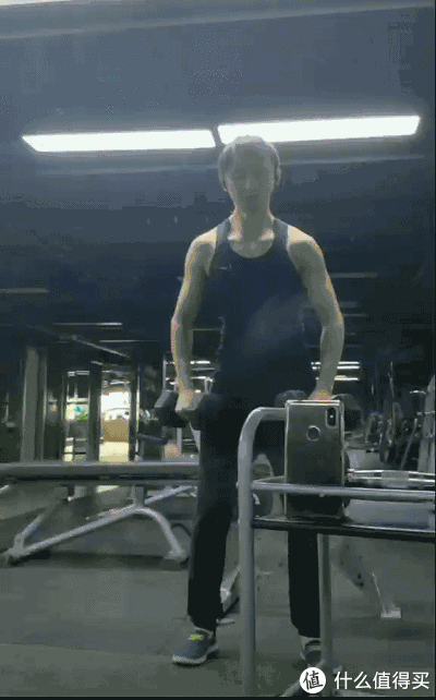 增肌蛋白粉横评 如何选择正确的蛋白粉看这一篇就够了 含健身分享