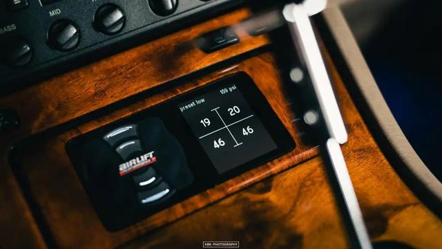 00后偏爱98年雷克萨斯LS400，追逐内心才是真情怀