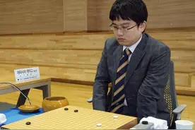棋观 | 山下敬吾开局弃子50目图片