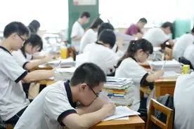 “双减”落地，多地一对一家教也被叫停，到底是福是祸？图片