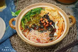 李子柒家月销95万的螺蛳粉，在家就能轻松搞定，好吃到流泪！图片