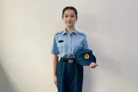 点赞130w+！刷爆抖音的“最美女兵”，是浙江衢州人图片