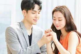 “不给8万上车费不嫁”等半天没等到人，去婚礼现场发现换了新娘图片