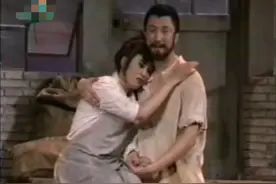 丁嘉丽孙红雷20年前合作剧照罕见曝光，那时的他们看起来真般配！图片