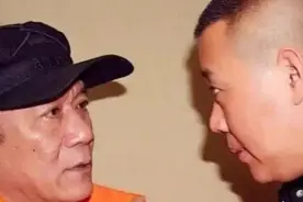 没师父护着，弟子背叛、同行排挤，艰难时期于谦一句话说哭郭德纲图片