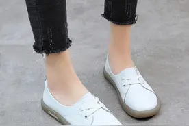 爱出脚汗的女生很尴尬，7月专属的透气女鞋，舒适洋气还不闷脚图片