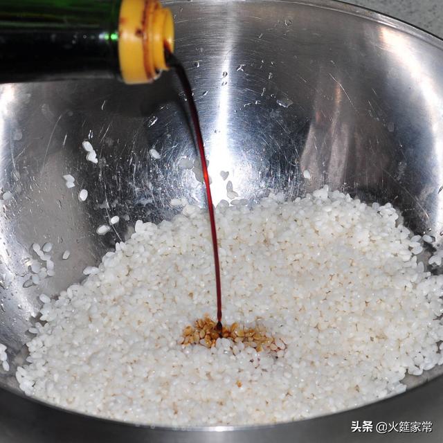一口下去巴适得板，火哥教你做川人爱吃的酱香猪肉粽