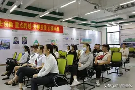 菏泽高新区商务礼仪培训活动圆满举办图片