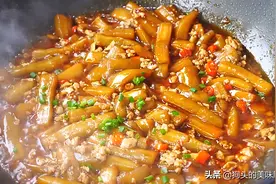 爱吃茄子的要收藏，不油炸少油，味道鲜美又下饭，实在太好吃了图片