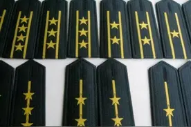 教你如何识别我军3等10级的军官军衔，记住3大要素就行了图片