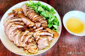 卤牛肉时，“3种香料”别多放，否则肉味发苦，卤味不够香浓图片