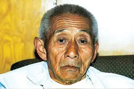 河南农民收养日本兵47年，助其回日本后，老农一家被这样对待图片