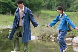 《山楂树之恋》：原来静秋的身材性感，老三是个“大灰狼”图片