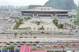 回应社会关切 及时落实整改——在“变”与“不变”中观察柳州火车站进出通道的便民整改图片