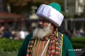 实拍形形色色的土耳其人，为何他们宣称祖先是匈奴人而且姓刘？图片